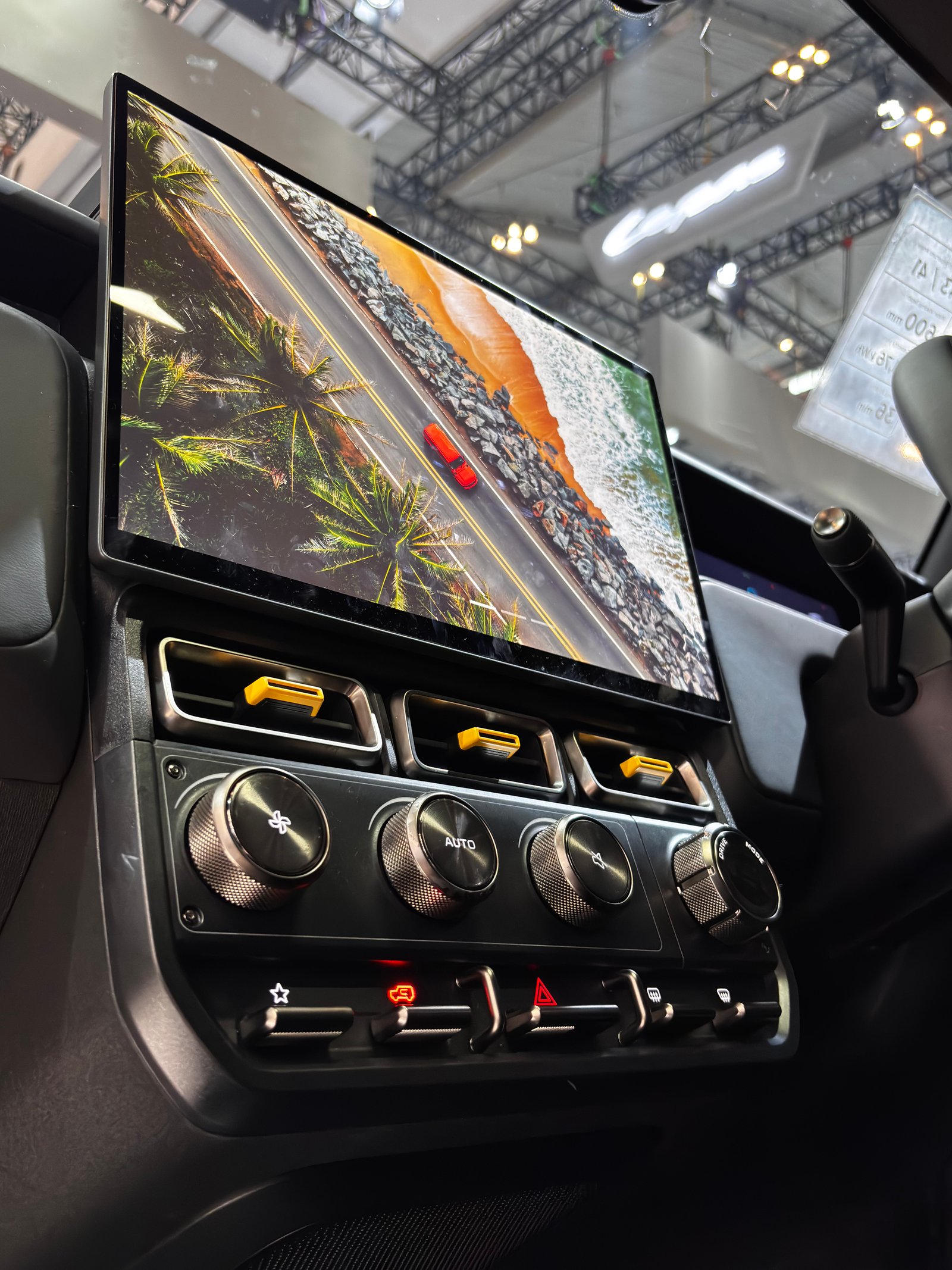 iCAR V23 di GIIAS 2026
